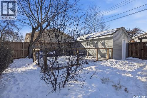 1033 9Th Street E, Saskatoon, SK - Outdoor