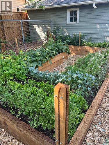 1033 9Th Street E, Saskatoon, SK - Outdoor