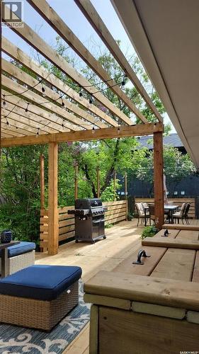 1033 9Th Street E, Saskatoon, SK - Outdoor With Deck Patio Veranda