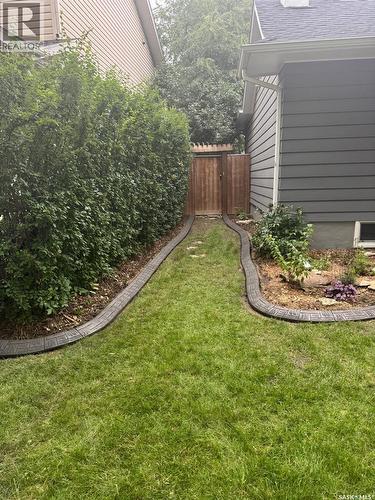 1033 9Th Street E, Saskatoon, SK - Outdoor