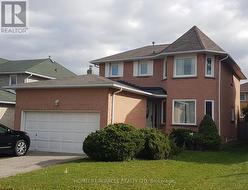 17 GLENMANOR DRIVE  Brampton, ON L6Z 3Z4