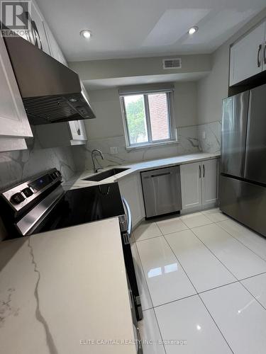 74 Thimble Berryway, Toronto, ON - Indoor Photo Showing Kitchen