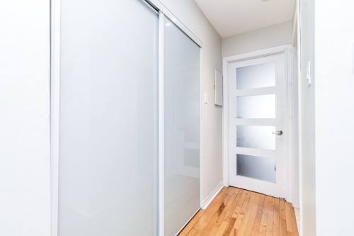 Mud Room - 3552 Rue St-Dominique, Montréal (Le Plateau-Mont-Royal), QC - Indoor Photo Showing Other Room