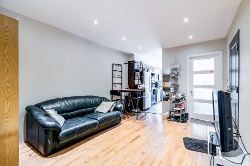 Living Room - 3552 Rue St-Dominique, Montréal (Le Plateau-Mont-Royal), QC - Indoor Photo Showing Living Room