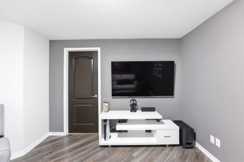 Salle familiale - 1114 Rue Jolicoeur, L'Assomption, QC - Indoor