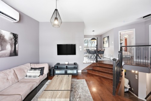 Salon - 1114 Rue Jolicoeur, L'Assomption, QC - Indoor Photo Showing Living Room
