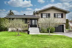 10 Ch. d'Auteuil  Candiac, QC J5R 2E1