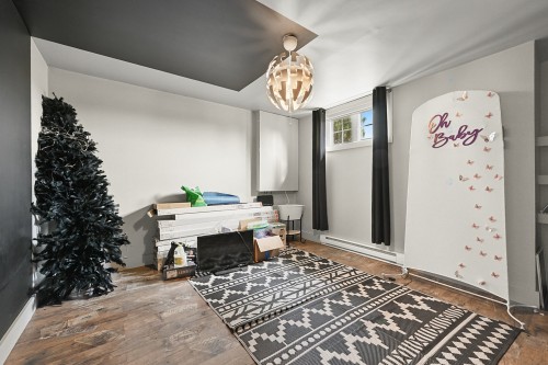 Chambre à coucher - 504 Rue Larose, Saint-Césaire, QC - Indoor Photo Showing Other Room