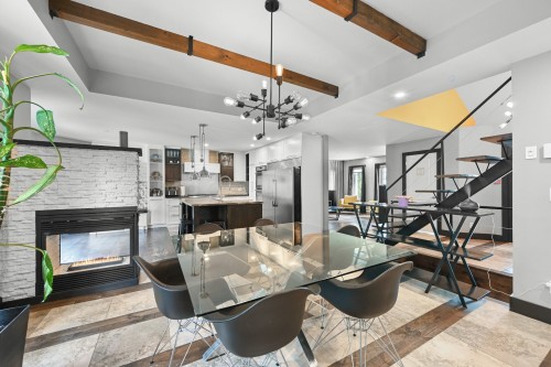 Salle à manger - 504 Rue Larose, Saint-Césaire, QC - Indoor Photo Showing Other Room