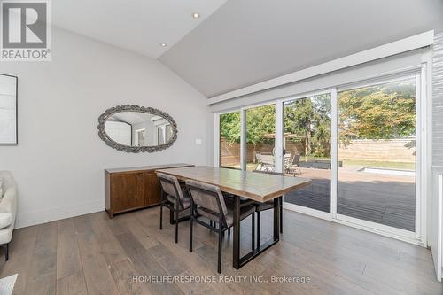 5011 Spruce Avenue, Burlington, ON - Indoor