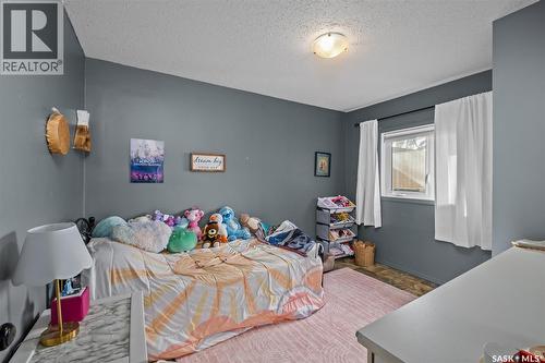 155 24Th Street E, Prince Albert, SK - Indoor Photo Showing Bedroom
