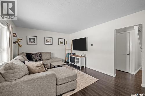 155 24Th Street E, Prince Albert, SK - Indoor Photo Showing Living Room