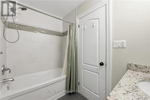14 Atkins Drive, Hamilton, ON - Indoor Photo Showing Bathroom