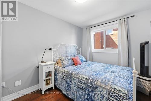 14 Atkins Drive, Hamilton, ON - Indoor Photo Showing Bedroom