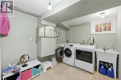 14 Atkins Drive, Hamilton, ON - Indoor Photo Showing Laundry Room