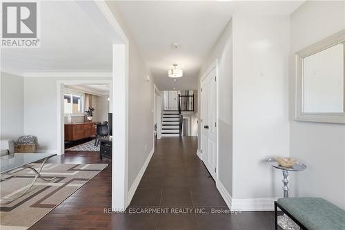 14 Atkins Drive, Hamilton, ON - Indoor Photo Showing Other Room