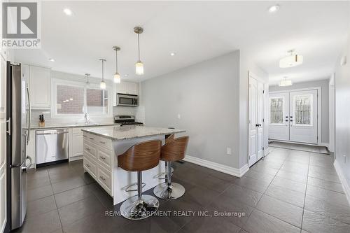 14 Atkins Drive, Hamilton, ON - Indoor Photo Showing Kitchen With Stainless Steel Kitchen With Upgraded Kitchen