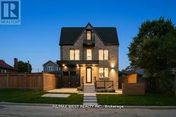 661 WINONA DRIVE  Toronto, ON M6C 3V6