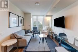 1004 - 38 MONTE KWINTER COURT  Toronto, ON M3H 0E2