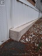 This unit is on a full concrete slab. - 