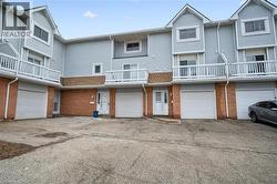 111 TRAYNOR Avenue Unit# 17  Kitchener, ON N2C 2N1