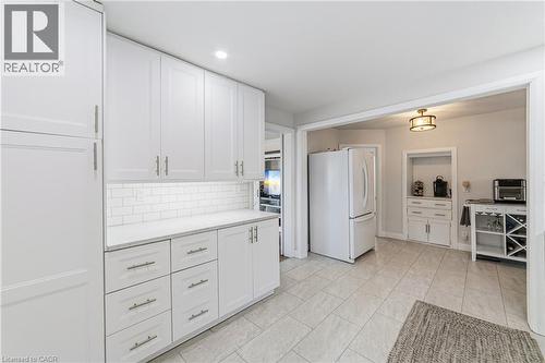 1378 Upper Wellington Street, Hamilton, ON - Indoor Photo Showing Kitchen