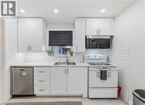 1378 Upper Wellington Street, Hamilton, ON - Indoor Photo Showing Kitchen With Double Sink