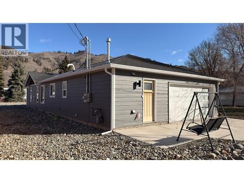 594 Sixth Avenue, Midway, BC - Outdoor