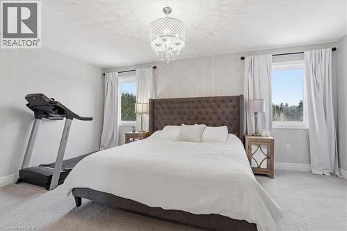 328 Shady Glen Crescent, Kitchener, ON - Indoor Photo Showing Bedroom