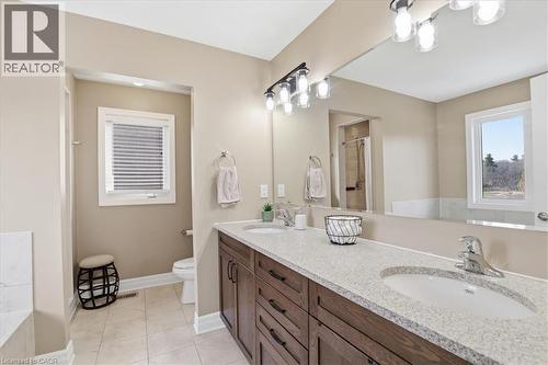 328 Shady Glen Crescent, Kitchener, ON - Indoor Photo Showing Bathroom