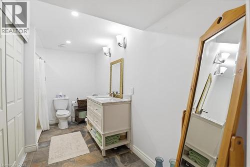 328 Shady Glen Crescent, Kitchener, ON - Indoor Photo Showing Bathroom