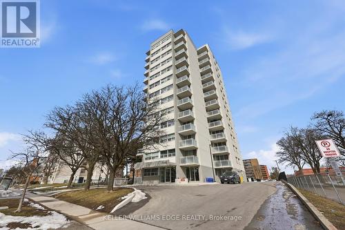 703 - 2345 CONFEDERATION PARKWAY  Mississauga, ON L5B 2H3
