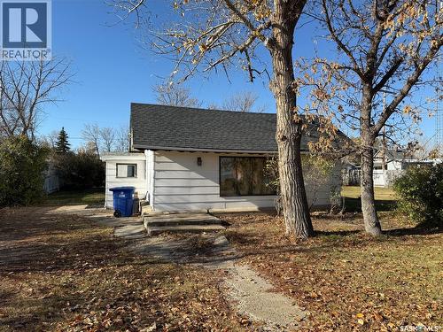 108 2Nd Avenue S, Macrorie, SK - Outdoor