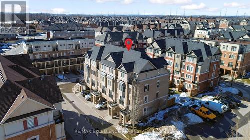 34 Pony Path, Oshawa, ON - Outdoor