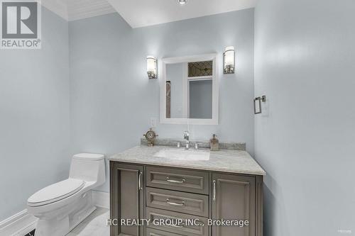 59 Elderberry Trail, Aurora, ON - Indoor Photo Showing Bathroom