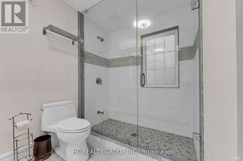 59 Elderberry Trail, Aurora, ON - Indoor Photo Showing Bathroom