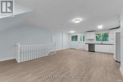 59 Elderberry Trail, Aurora, ON - Indoor Photo Showing Other Room