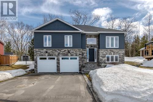 11 RALPH DALTON BOULEVARD  Tay (Victoria Harbour), ON L0K 2A0