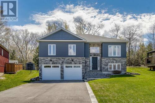 11 RALPH DALTON BOULEVARD  Tay (Victoria Harbour), ON L0K 2A0
