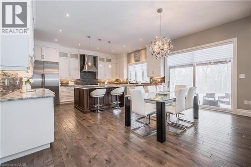23 Highgrove Court, Cambridge, ON - Indoor Photo Showing Dining Room