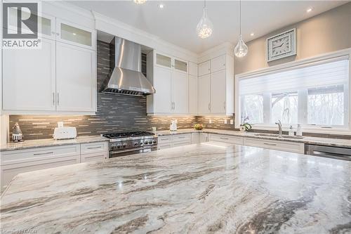 23 Highgrove Court, Cambridge, ON - Indoor Photo Showing Kitchen