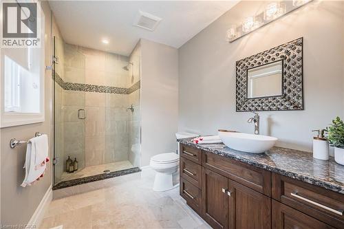 23 Highgrove Court, Cambridge, ON - Indoor Photo Showing Bathroom