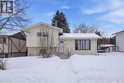 3530 Parkdale ROAD  Saskatoon, SK S7H 4W4