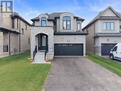 816 KNIGHTS LANE  Woodstock, ON N4T 0P3