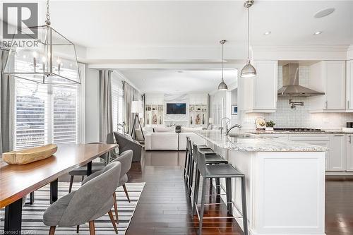 234 Brookfield Avenue, Burlington, ON - Indoor Photo Showing Kitchen With Upgraded Kitchen