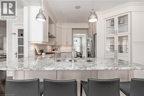 234 Brookfield Avenue, Burlington, ON - Indoor Photo Showing Kitchen With Upgraded Kitchen