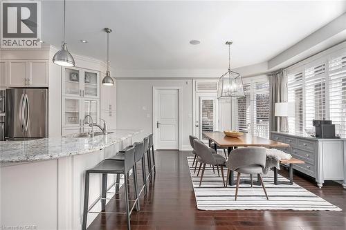 234 Brookfield Avenue, Burlington, ON - Indoor Photo Showing Kitchen With Upgraded Kitchen