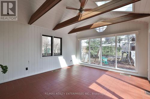 1439 Larchview Trail, Mississauga, ON - Indoor Photo Showing Other Room