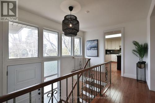 1439 Larchview Trail, Mississauga, ON - Indoor Photo Showing Other Room