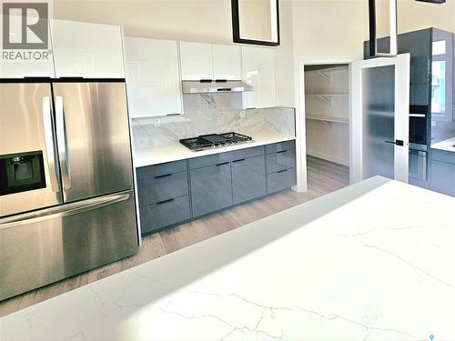 310 Flynn Manor, Saskatoon, SK - Indoor Photo Showing Kitchen